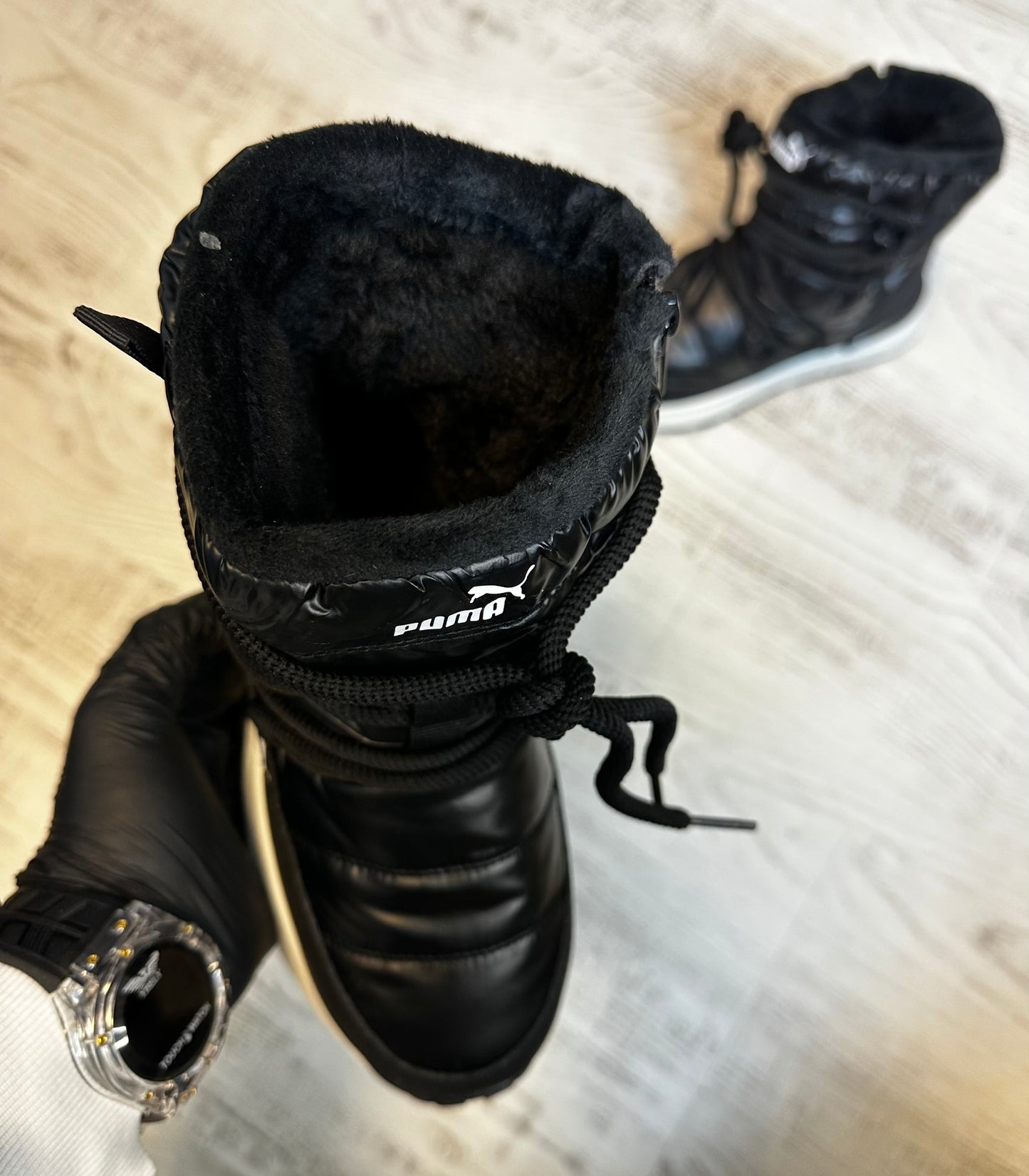 GHETE INALTE BLACK IMBLANITE MODEL NOU COD 501