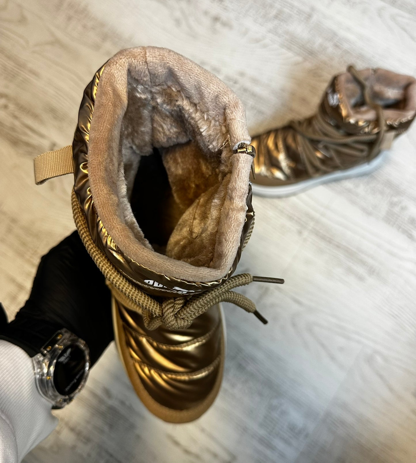 GHETE INALTE  GOLD IMBLANITE MODEL NOU COD 500